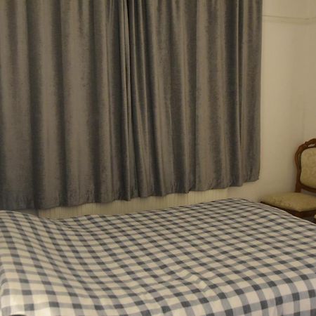 Hôtel Clarendon House à Luton  Extérieur photo