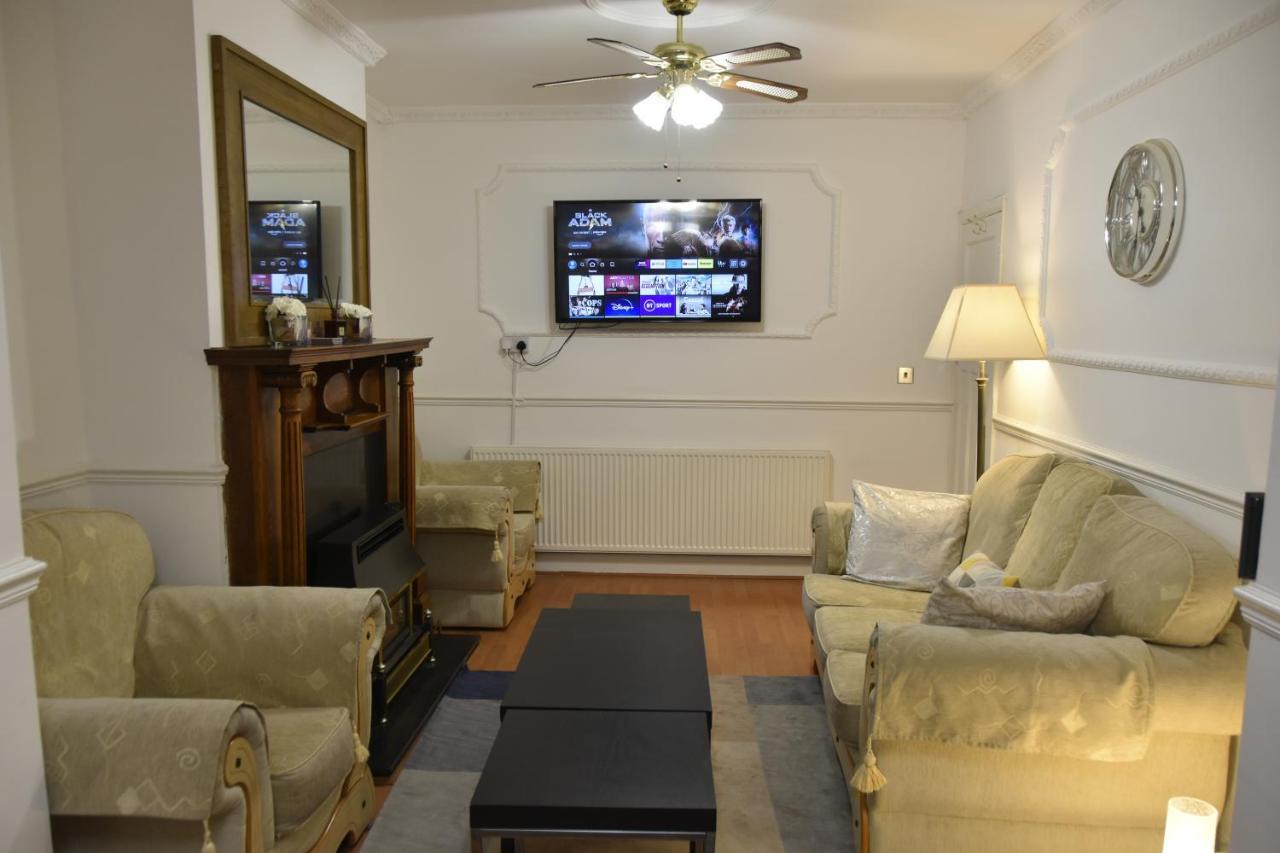 Hôtel Clarendon House à Luton  Extérieur photo